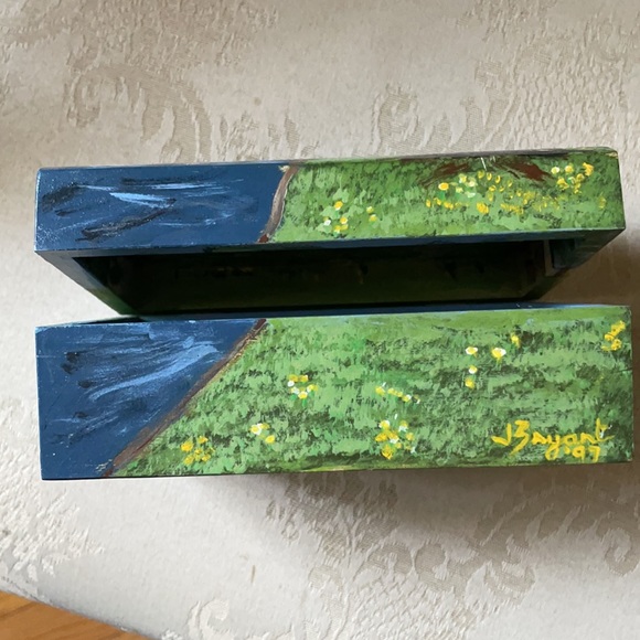 Stunning signed covered bridge hand painted artesian jewelry, trinket box - Picture 3 of 14